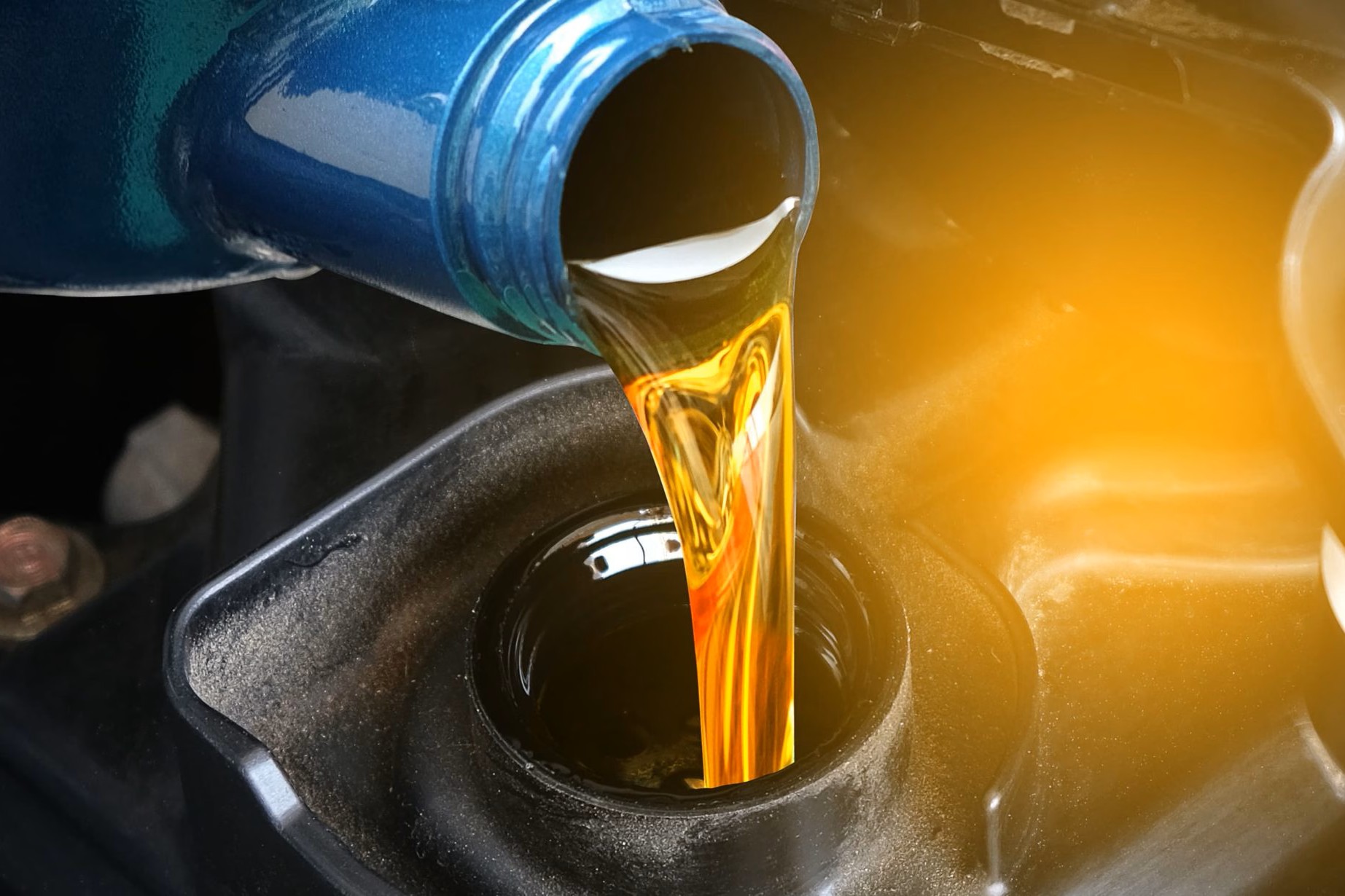 ¿Qué tipo de aceite lleva mi auto? Guía para elegir el correcto
